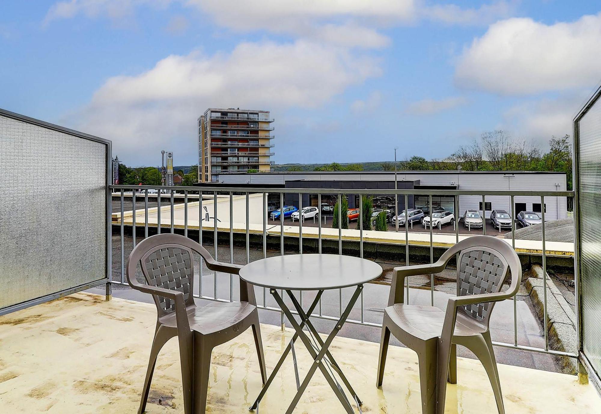 B&B Hotel Chaumont Шомон Экстерьер фото
